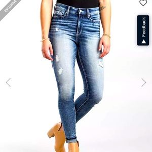 Buckle Black No. 75 Skinny Jeans